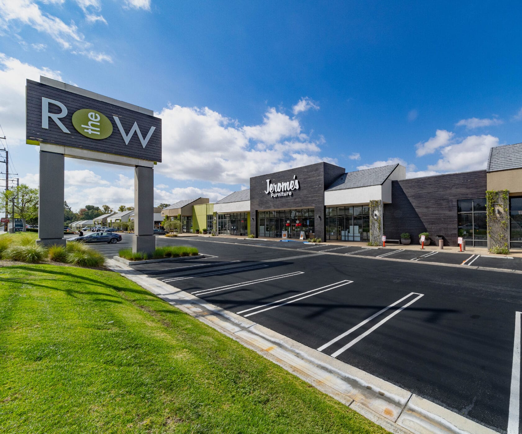 THE ROW