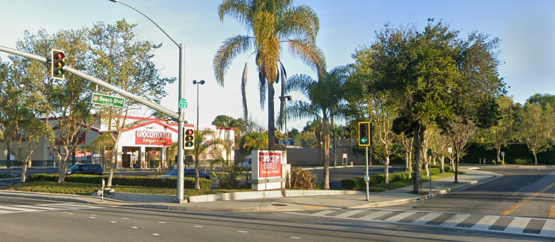 Grocery Outlet at 2001 Whittier Blvd and the corner signage viewed from the signalized intersection of W Whittier Blvd and N Beach Blvd.