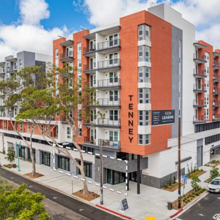 The Tenney building in North Park. The first floor cafe space is highlighted.